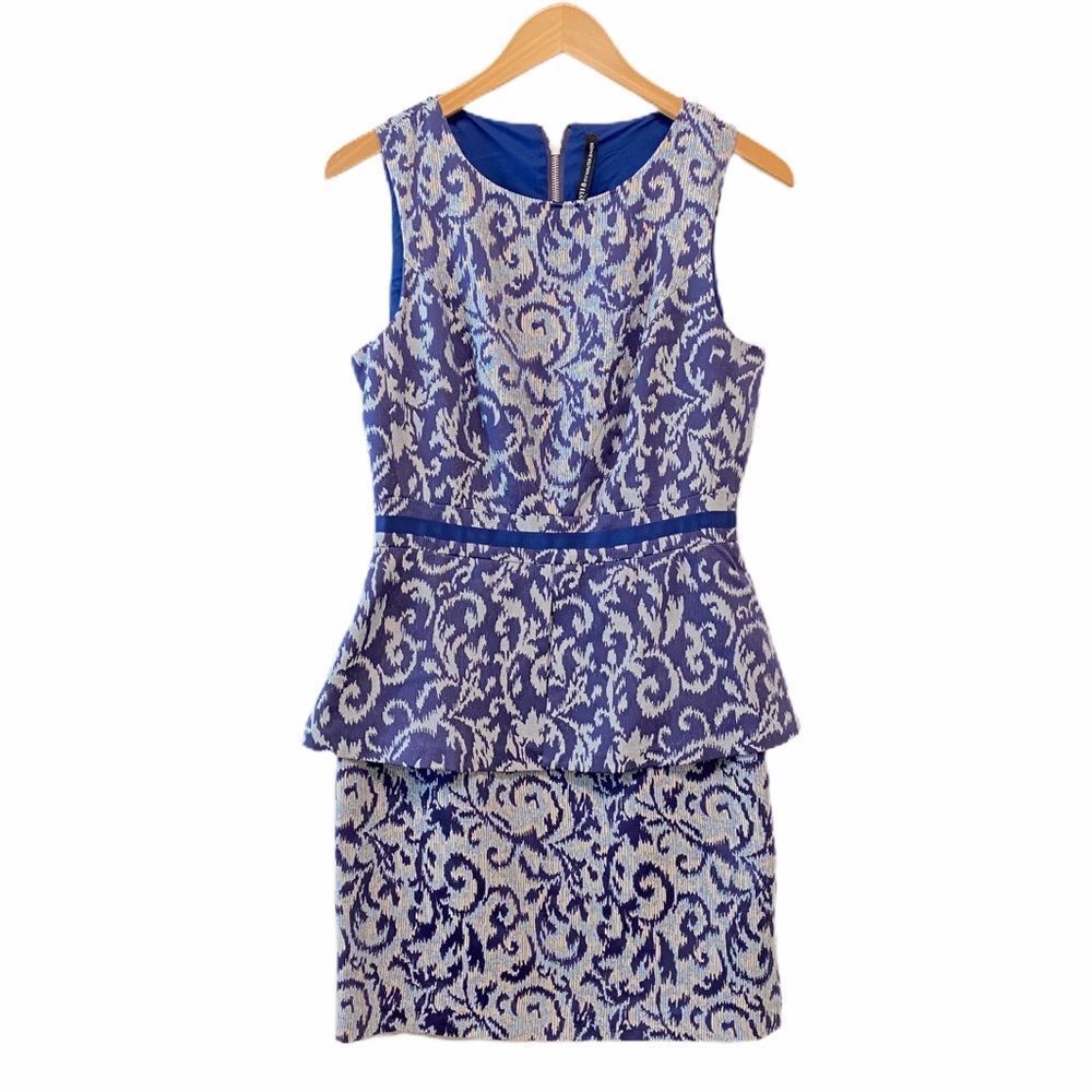 Walter Baker Blue Brocade Sleeveless Classic Evening Fancy Peplum Layer Dress